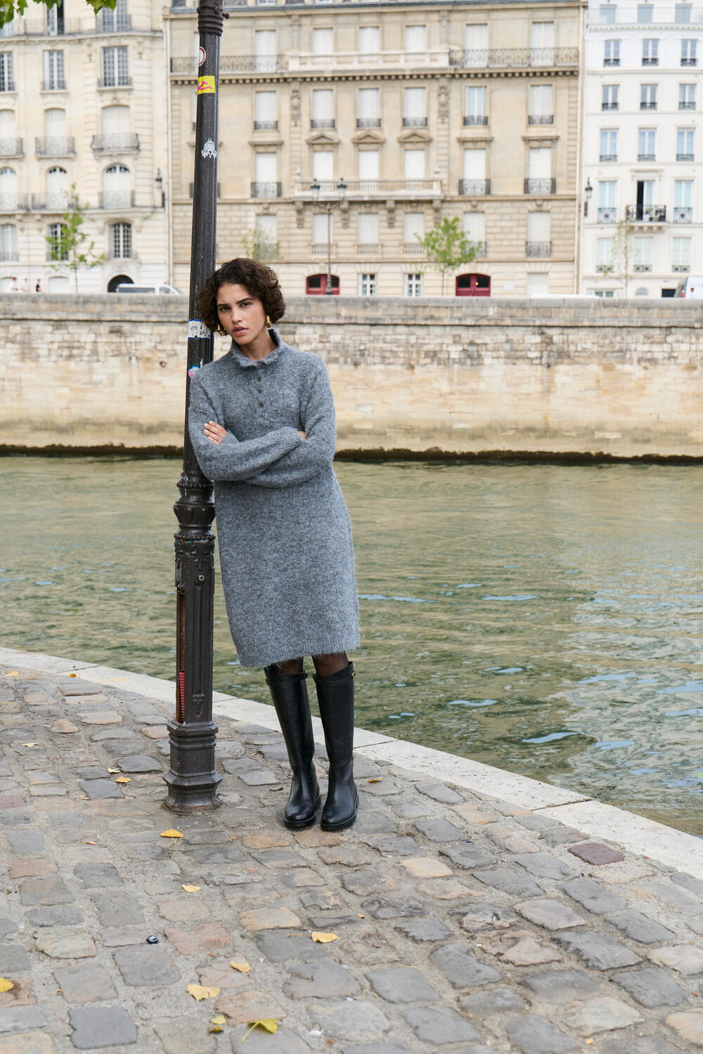 Vinynni Highneck strikkjole - Dark Grey Melange